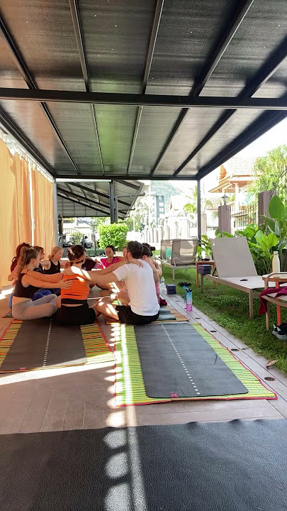 Yoga Circle of Connection 🌍 with Yogi’s from around the world in Phuket 🌴 | Good Vibes Thailand
