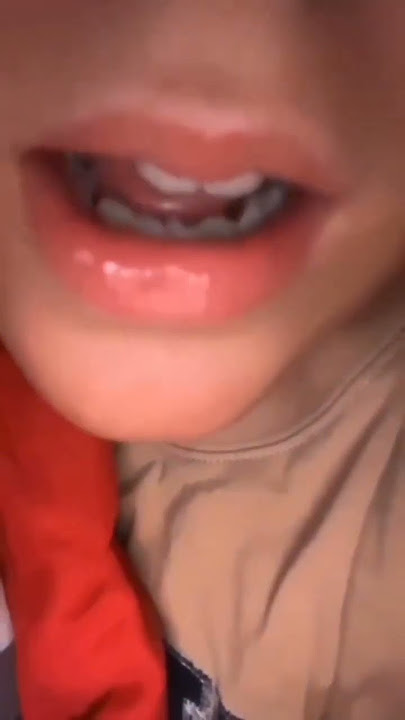 cewe jilbab challenge bibir hot #hot #jilbab #fyptiktok