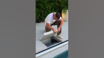 How does an auto pool cover work? 👀 #pool #poolcover #backyardpool