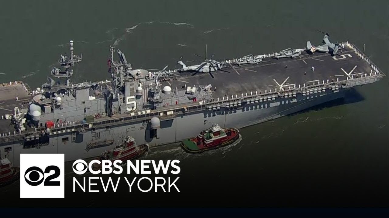 USS Carl Vinson arrives to LA for Fleet Week