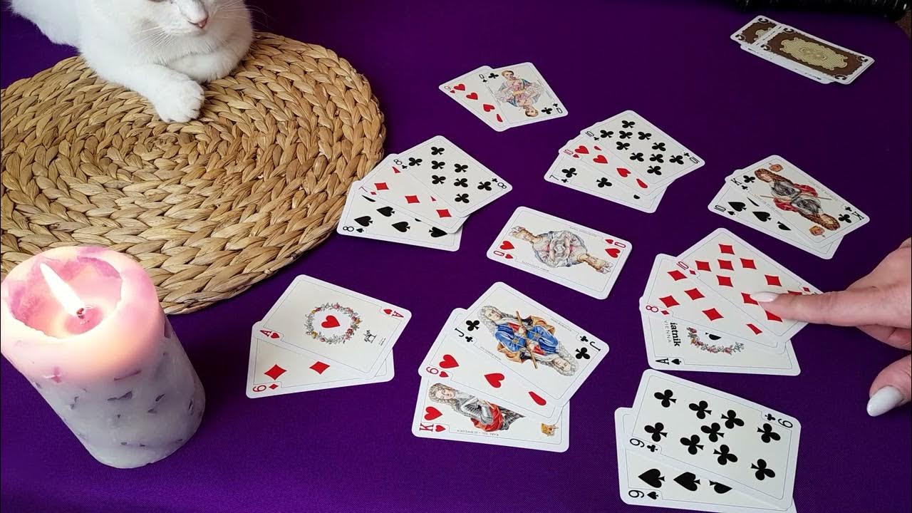 Гадание жаба. Цыганка гадает мужчине. Гадание цыганское 20. Гадание на лягушке. Карта с дорогой.