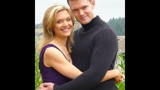 Ariana Richards Expecting First Child