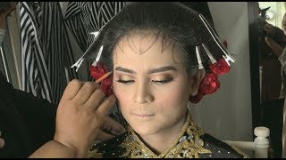 CARA BIKIN SANGGUL JAWA SOLO DAN CARA BIKIN PAES SOLO BY MUA KEMAYORAN