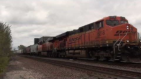 BNSF #6218 Leads WB Grain Train. Olathe, KS 4/22/23