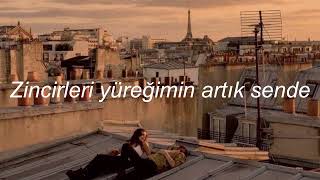 Sezen Aksu- Bir Zamanlar Deli Gönlüm (Lyrics)