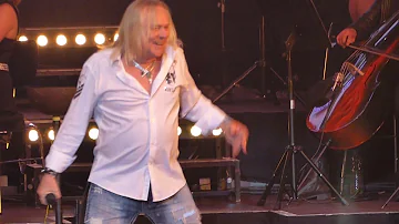 Rock meets Classic 2017 - Mick Box & Bernie Shaw (Uriah Heep) - Easy Livin`(Live) @ Frankfurt