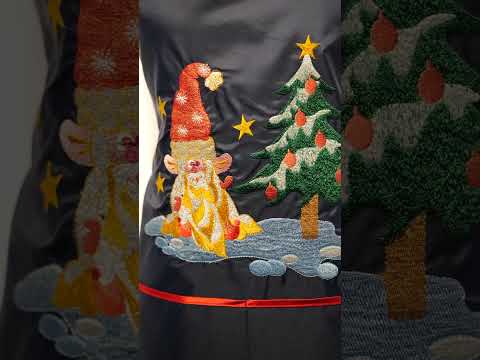 Фартух з нарукавниками дитячий - для праці, малювання, кухні, з вишивкою - гномик 3, колір - темно - синій, видео 1