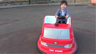 公園で遊んだよ♫ 乗り物 すべり台 フワフワ こうくんねみちゃん Play outside