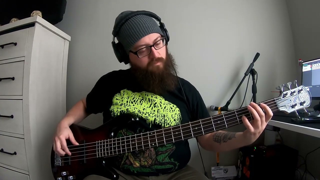 Sean Henry Tonight! - Jumping Out Of My Skin (Bass Playthrough)