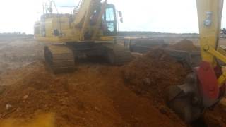 Komatsu 360 2014 loading 30f volvo dump truck