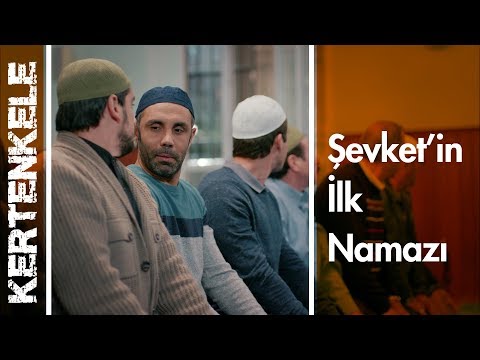 Şevket'in ilk namazı - Kertenkele