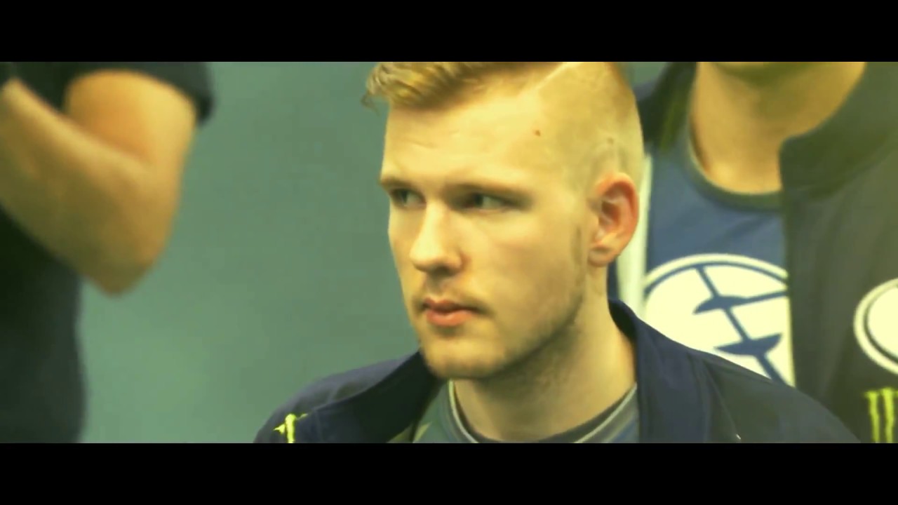 Notail and Fly after match OG vs EG TI8 Unforgettable Moment - YouTube