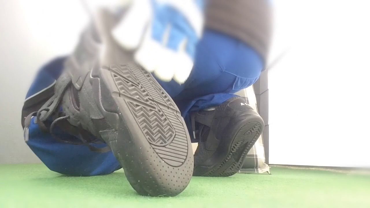 Worker in NIKE HUARACHE & Engelbert-Strauss Softshell-Workwear