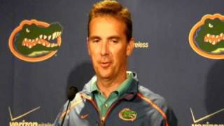 Florida Gators coach Urban Meyer thanks fans after USF win