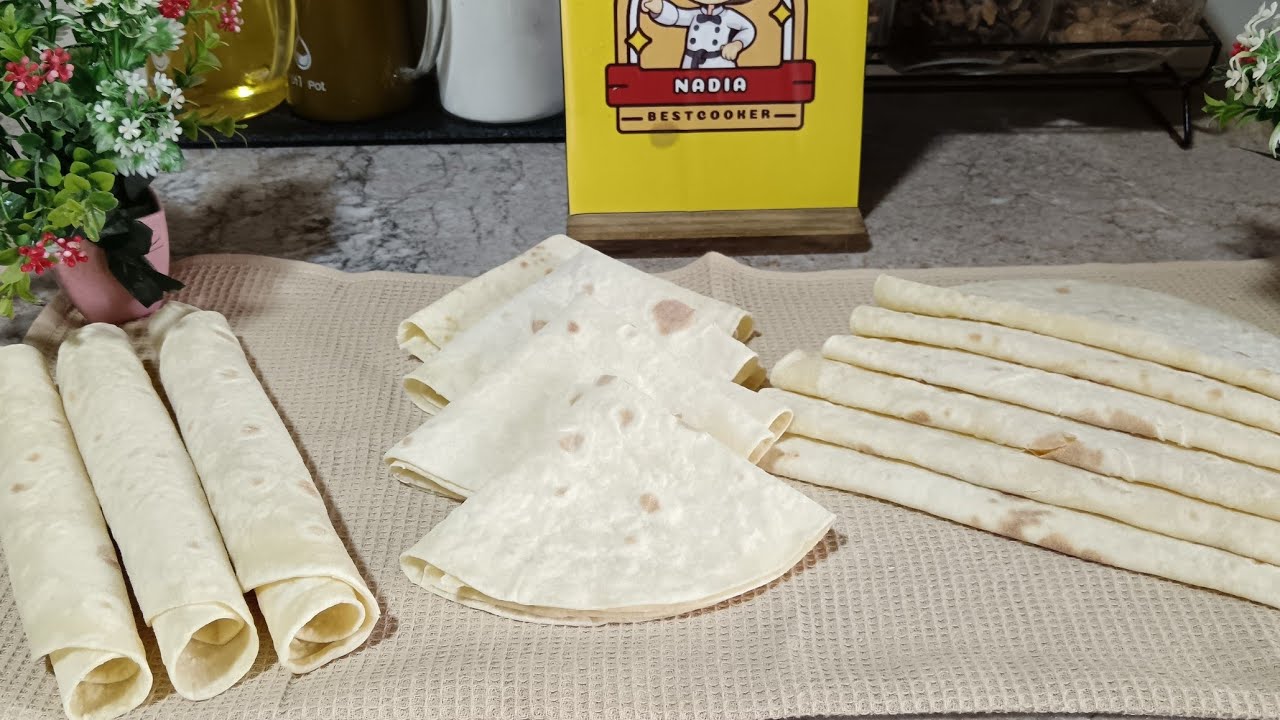 خبز الطاكوس / التورتيلا اسهل و انجح واسرع طريقة بالماء المغلى ضروري تجربوه 👌👌