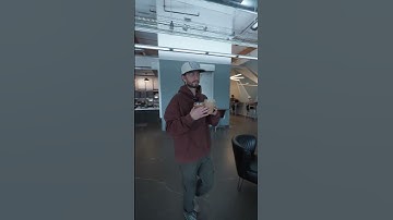 Our drink carrier is the best!!  🙂‍↕️  #dillydally #coffee #centraloregon #coffeeshop #shopping