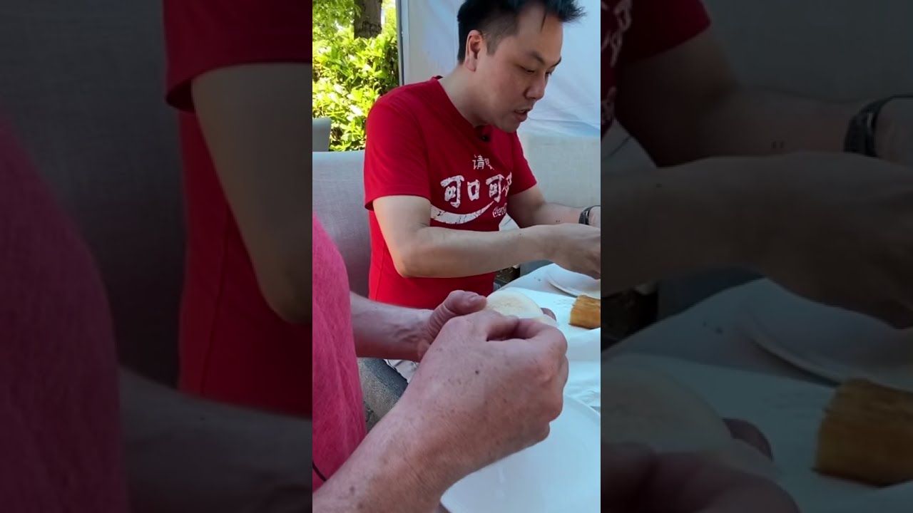 How to eat a dim sum custard bun
