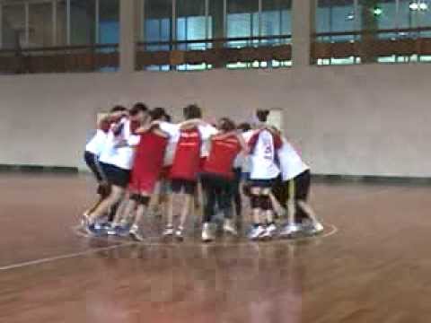 ხელბურთელ გოგონათა ვარჯიშის კადრზებზე მომზადებული კლიპი