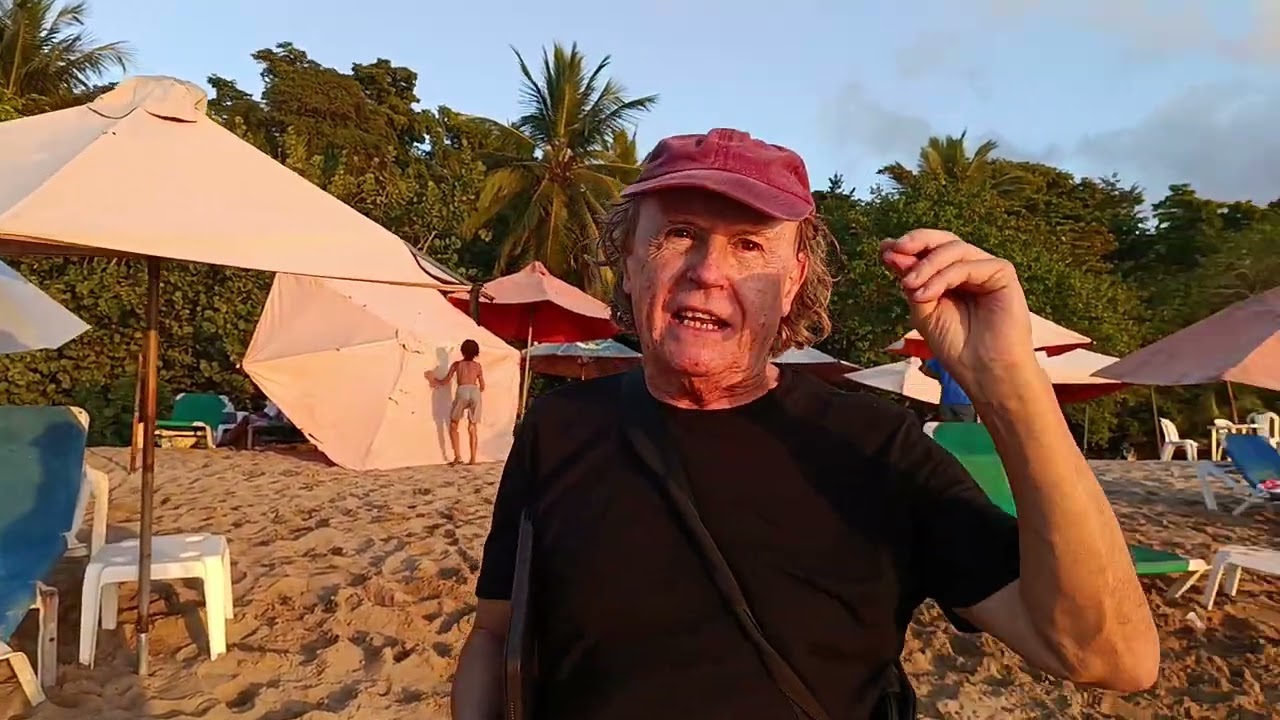 AL CAER EL SOL EN SOSÚA PUERTO PLATA 