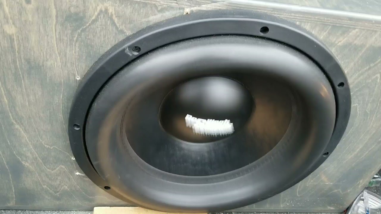 1. Resilient Sounds Platinum 15 разрывает эту машину на части с помощью SPL 1800.