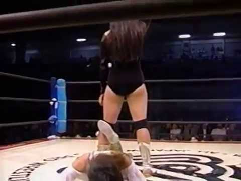 Manami Toyota vs Takako Inoue