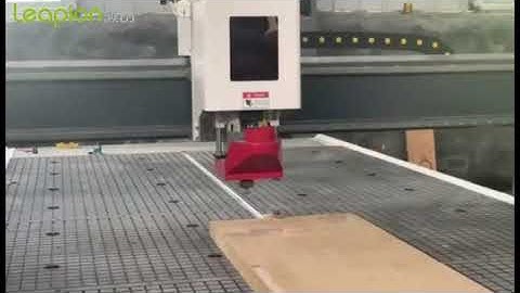 Leapion LR-1325ATC popular CNC router machine engraving the wood