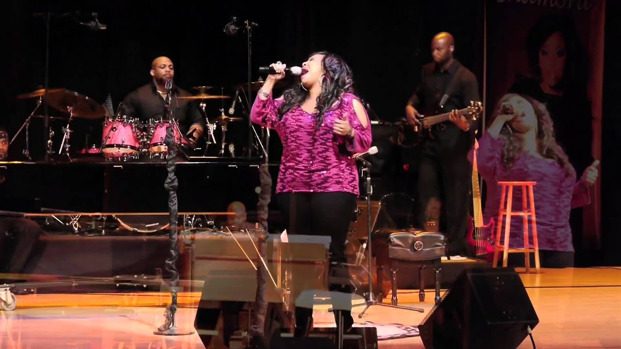 Official Shamora "Bend Don't Break" Live at the Rialto
