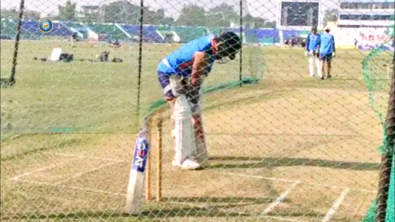 virat kohli start practice in nets at indore team india practice session ind vs aus 3rd test