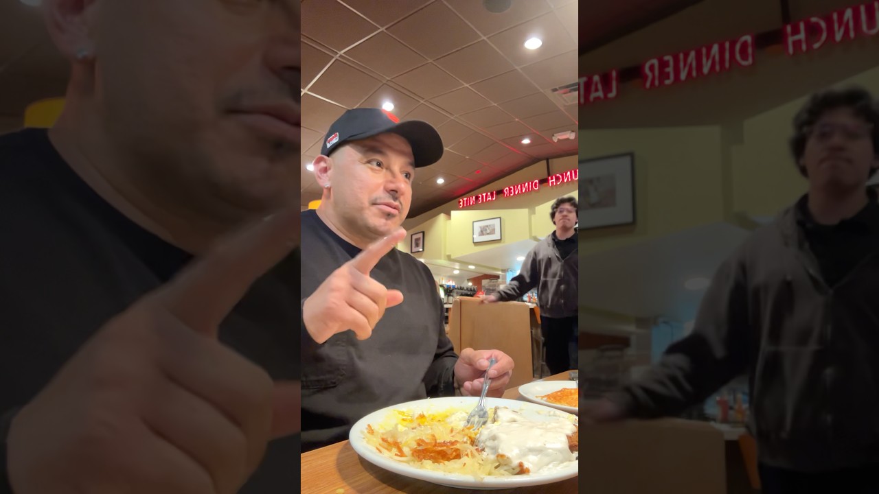 Midnight munchies Dennys food review !