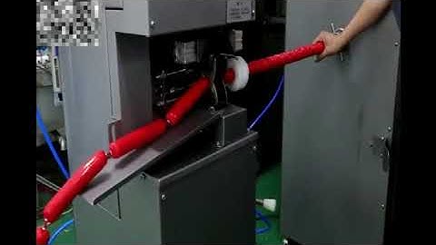 Automatic Twisting Quantitative Sausage Stuffer Machine with sausage clipper