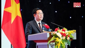 Chủ tịch Quốc hội Cuba trao Huân chương của Nhà nước Cuba tặng Chủ tịch Quốc hội Vương Đình Huệ