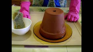 Comment enlever les traces de calcaire sur des pots en terre cuite ?