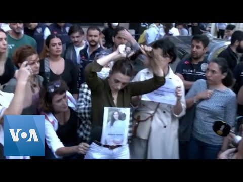 Iranian Women in Turkey Protest Over Iranian Woman’s Death.