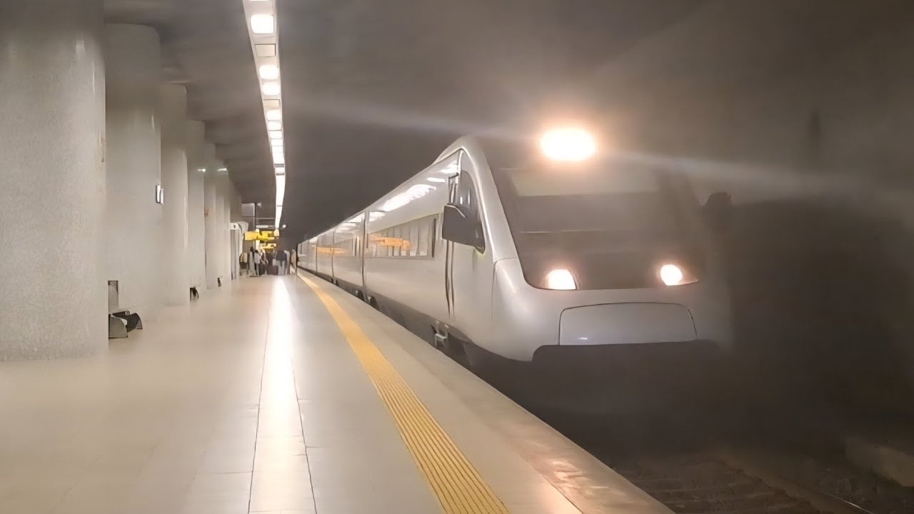 Comboios na Estação de Espinho - Medway, Captrain e CP