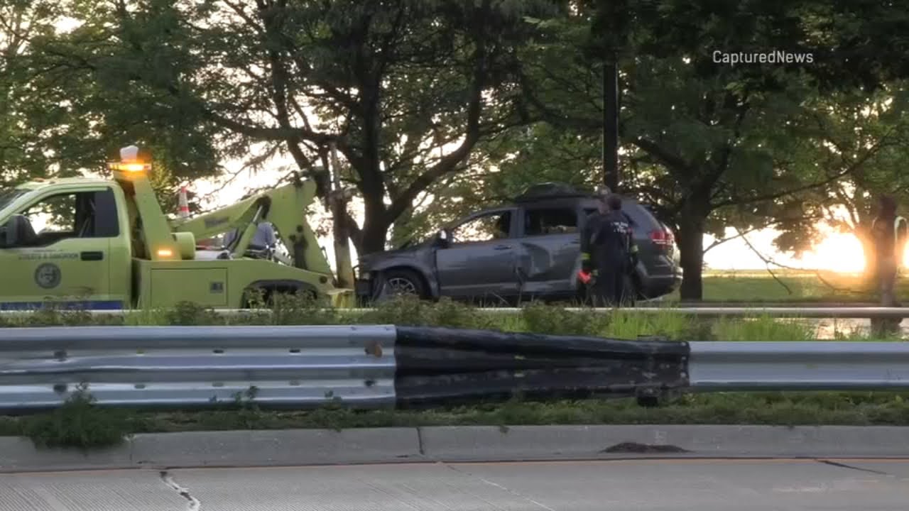 16 injured in DuSable Lake Shore Drive crash on South Side: CFD - YouTube