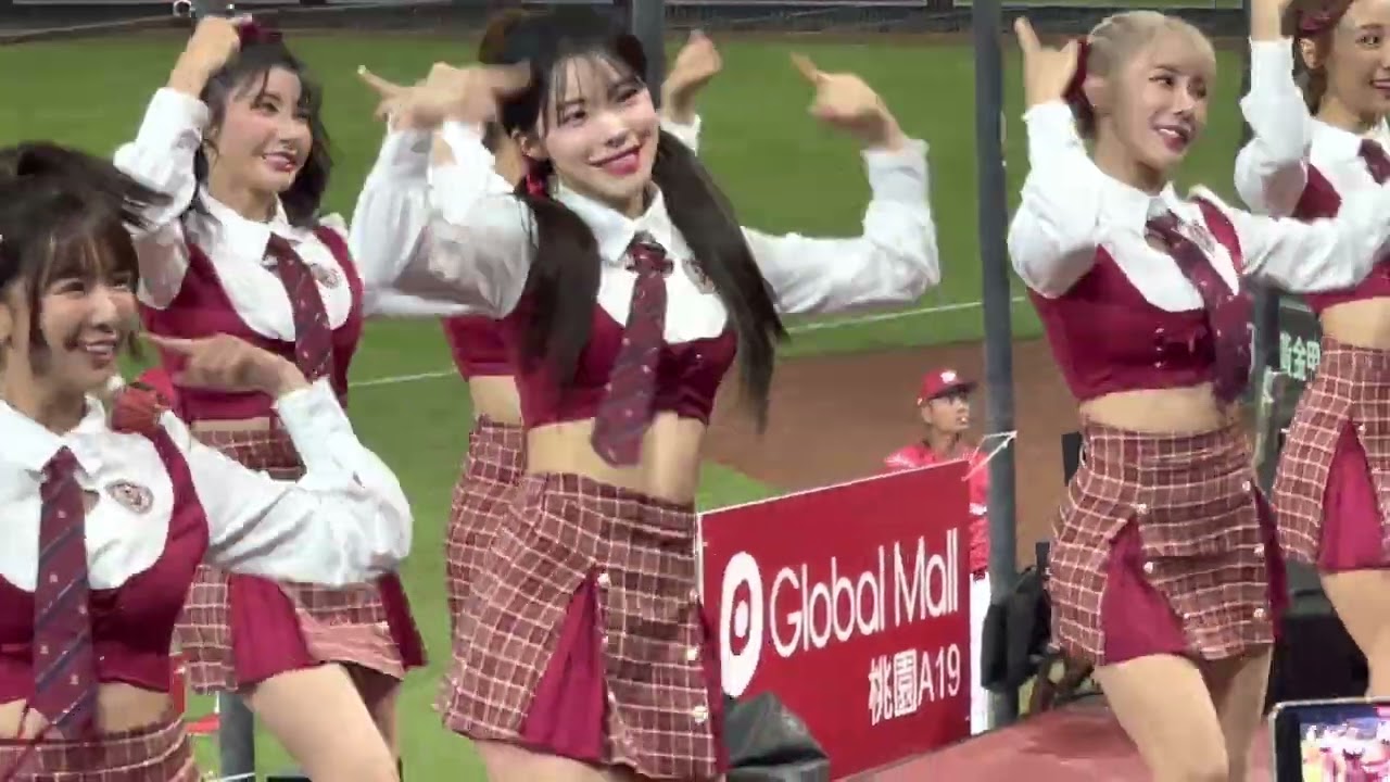 20230415 循環永續趴 【Rakuten Girls】 東區中場舞(可愛くてごめん) #李多慧 #이다혜 #LeeDaHye #流量密碼