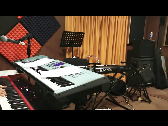 Ratu rock...ella-kesal #studio rehearsal class=