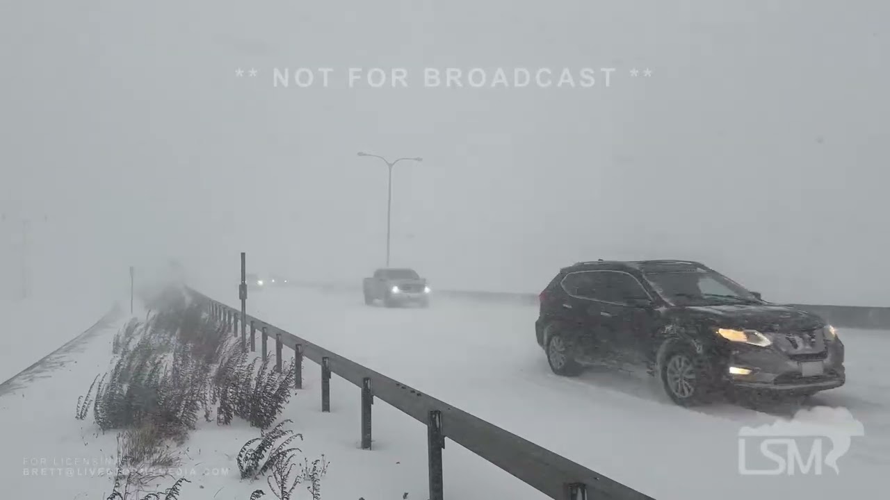 12-13-2025 Buffalo, NY - Lake Effect Snow Squall