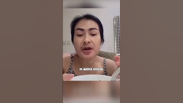 Iis Dahlia Tampil Tanpa Makeup Kumis Tipis Jadi Sorotan #shorts #iisdahlia #beritaartis