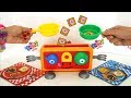 Totoykids juega el Juego de la Tostadora! Quién Atrapa más Comida 🥪🍔🍕 Niños contra Niñas!!!