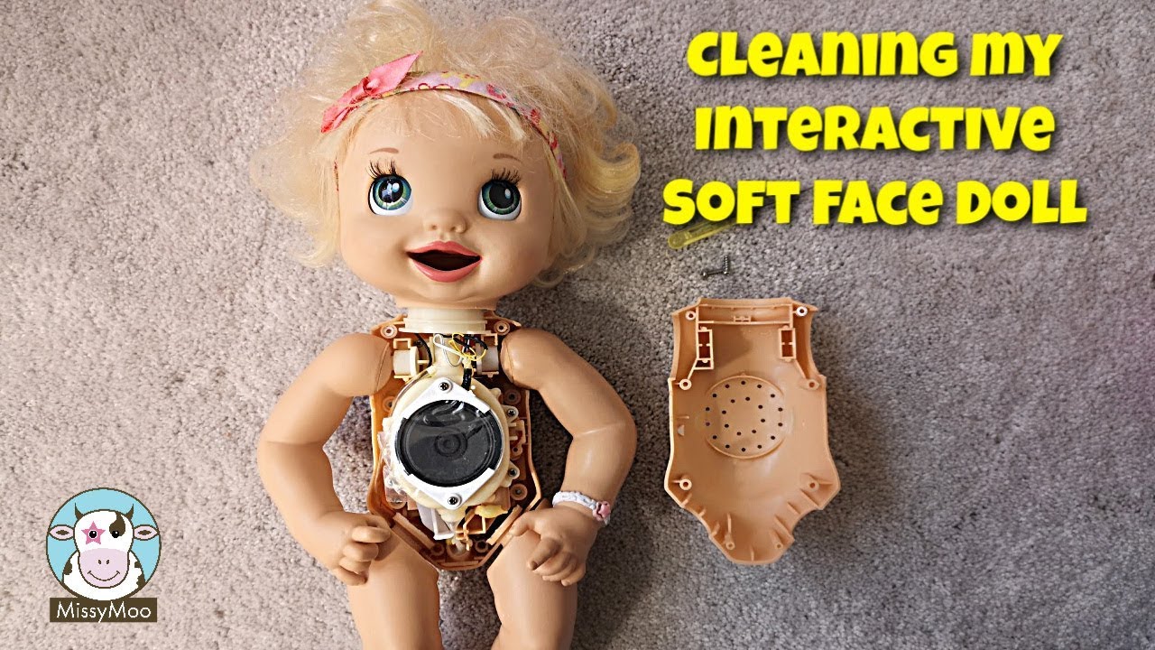 What's inside a Baby Alive Soft Face Interactive Doll 2007 