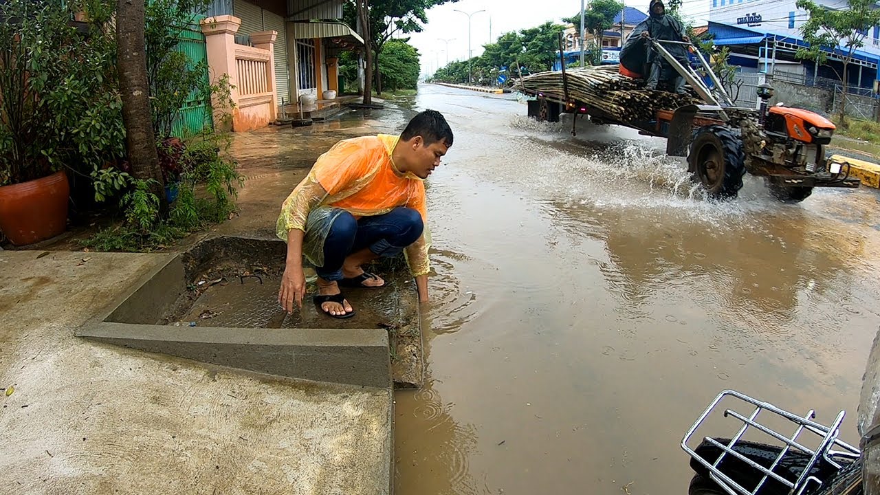 Unclogging Drain Flood Rain On Street Road After Heavy Rain - YouTube