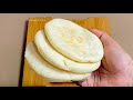          kuboos  pita bread  khubuz