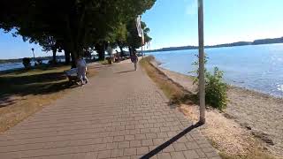 Prien am Chiemsee mit Prienmündung, Seepromenade und Herrenchiemsee Sommer 2022