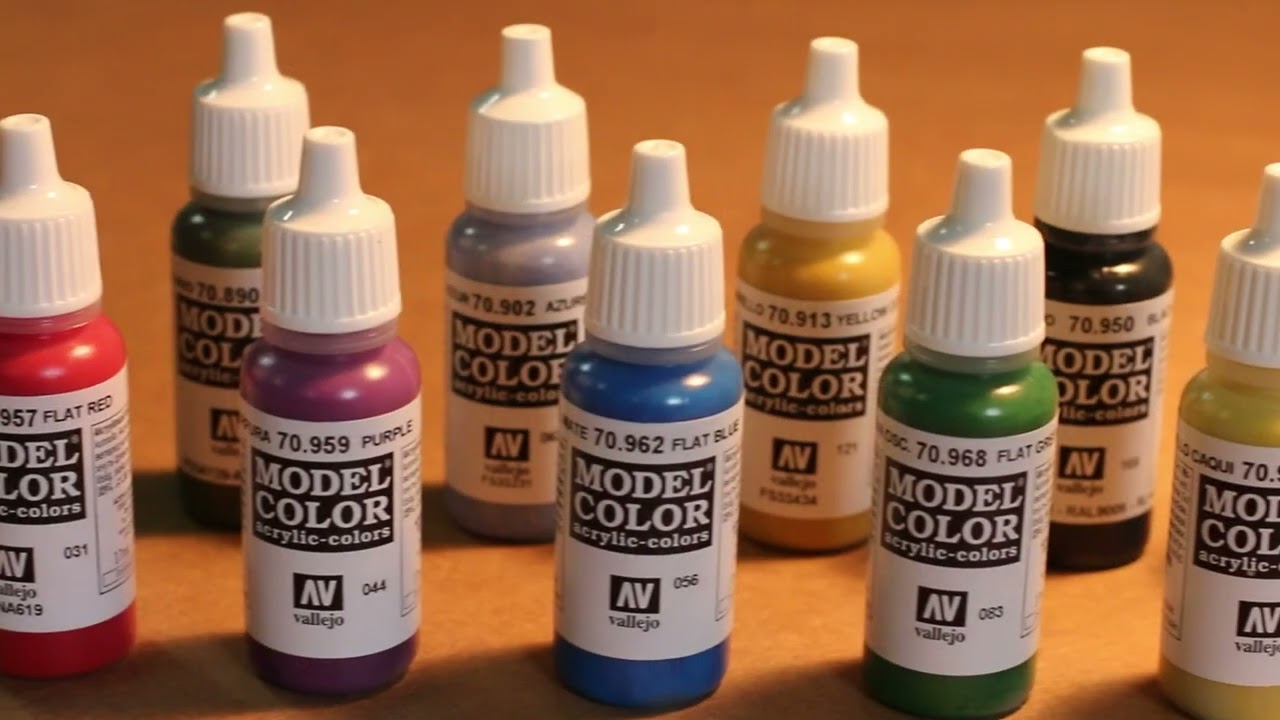  Vallejo Basic Colors: Acrylic 16 Airbrush Paint Set