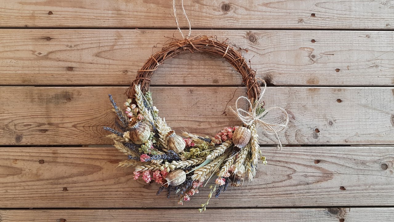 How To Make A Dried Flower Wreath Using The Essentially Hops Dried How To Make A Dried Flower Wreath Using The Essentially Hops Dried