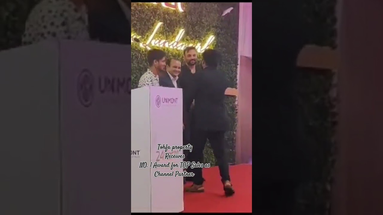 and the Award goes to TOP channel partners TOHFA PROPERTY Mr Salim Merchant 