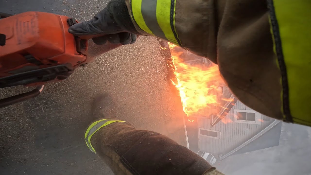 GoPro: Tower 1 Roof Ops on House off in steelton #tower #fire #rooftop #saw #cutting #vent #reels 