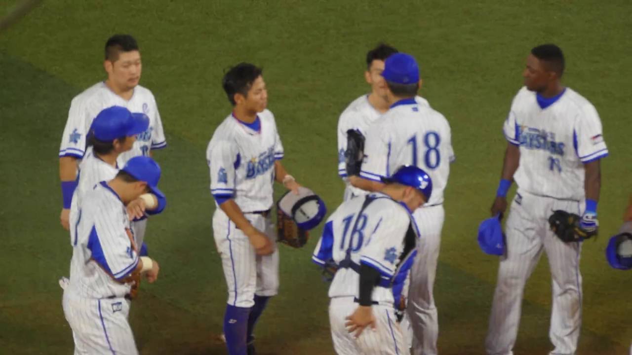 横浜DeNAベイスターズ 三浦大輔 最後の投球 - YouTube