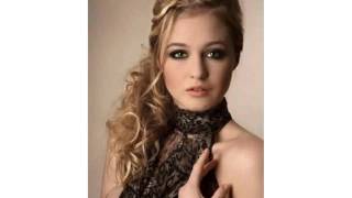 Ways To Style Long Hair For A Wedding